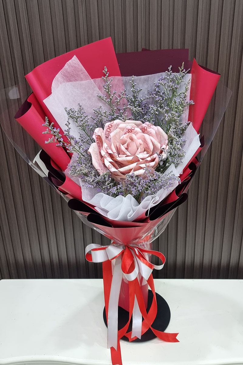 20240620_185213 แบงค์ร้อยพับดอก