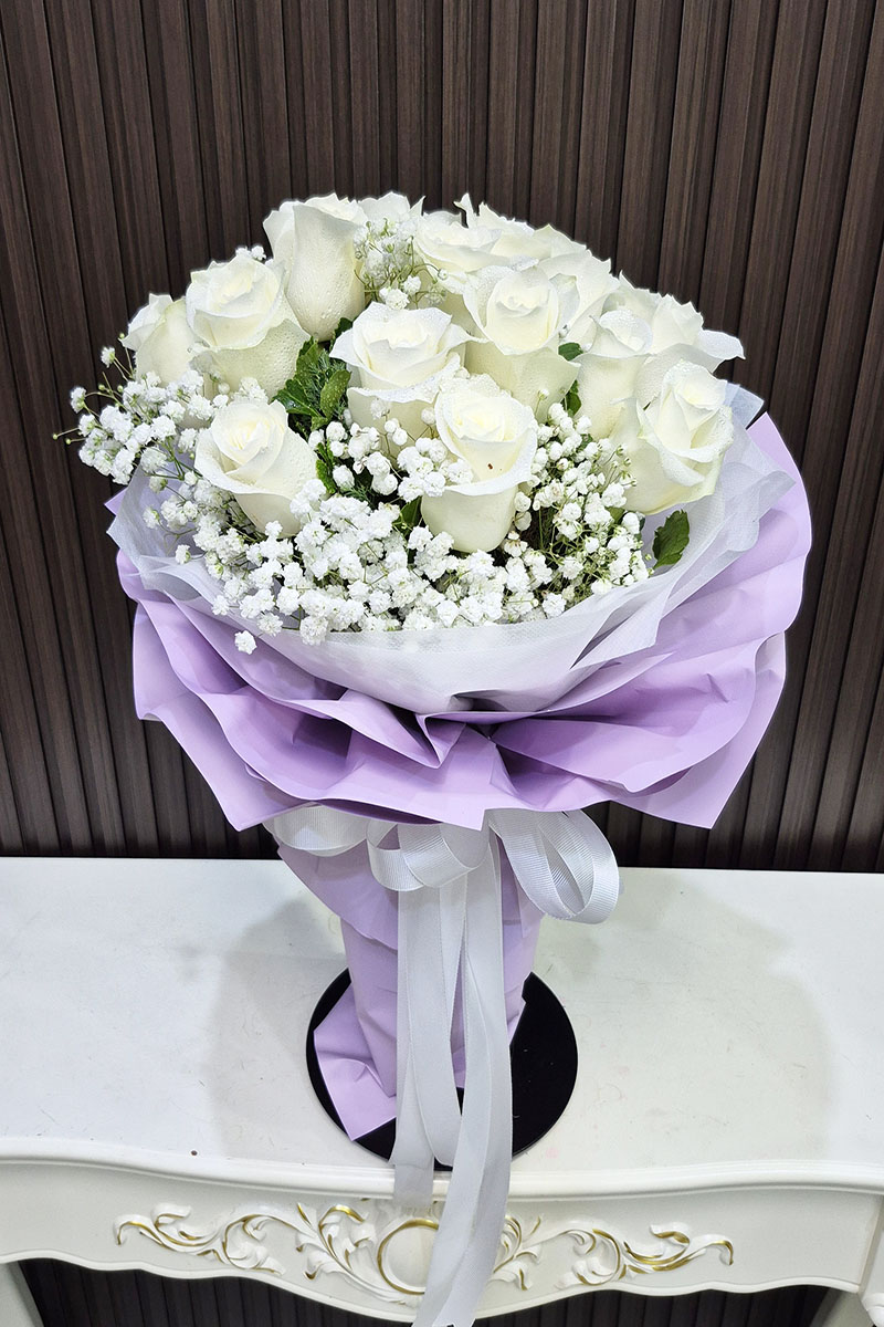 ช่อดอกกุุหลาบขาว18ดอก ดอกกุหลาบขาว18ดอก