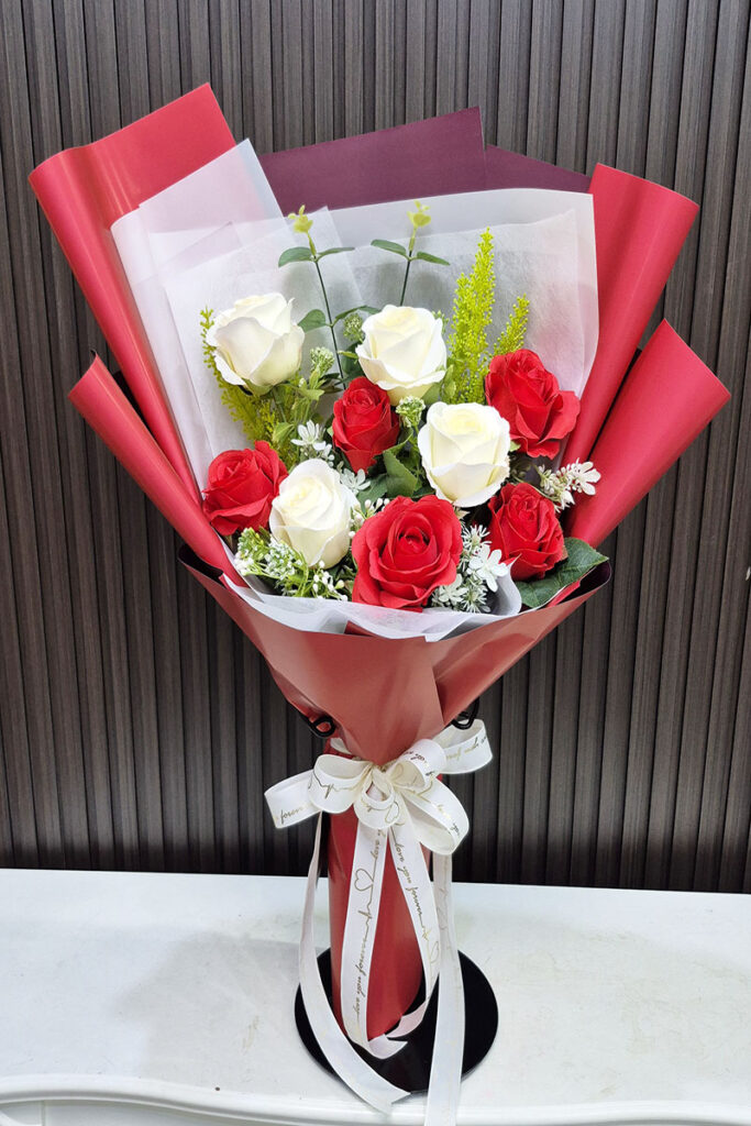 ช่อดอกไม้ปลอม