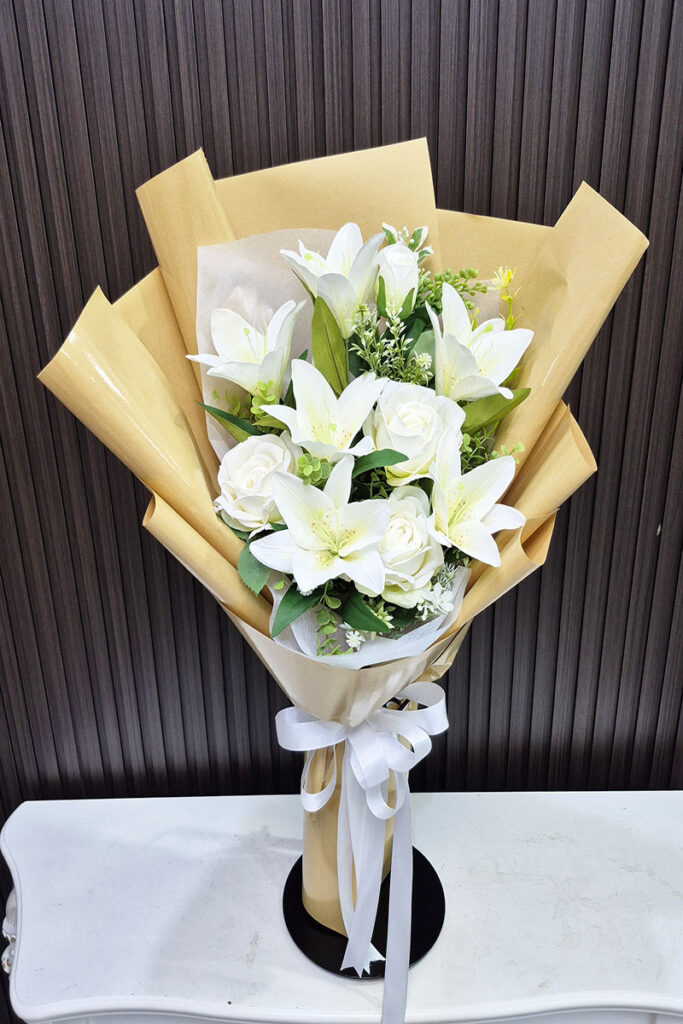 ช่อดอกไม้ปลอม