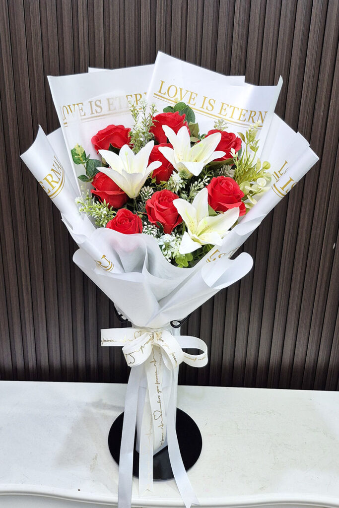 ดอกไม้ปลอม