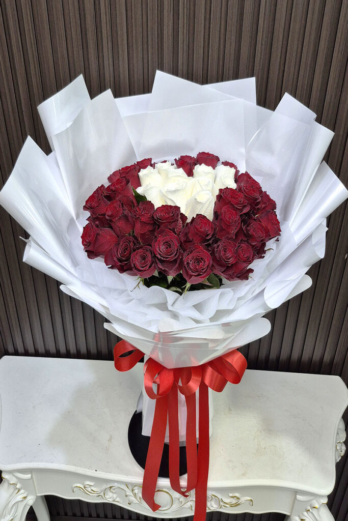 ดอกกุหลาบแดง30ดอก