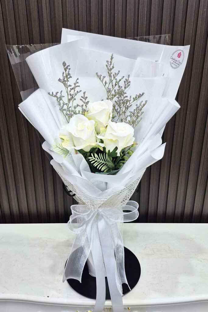 ดอกไม้ประดิษฐ์