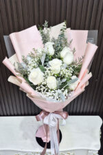 ดอกกุหลาบขาว6ดอก