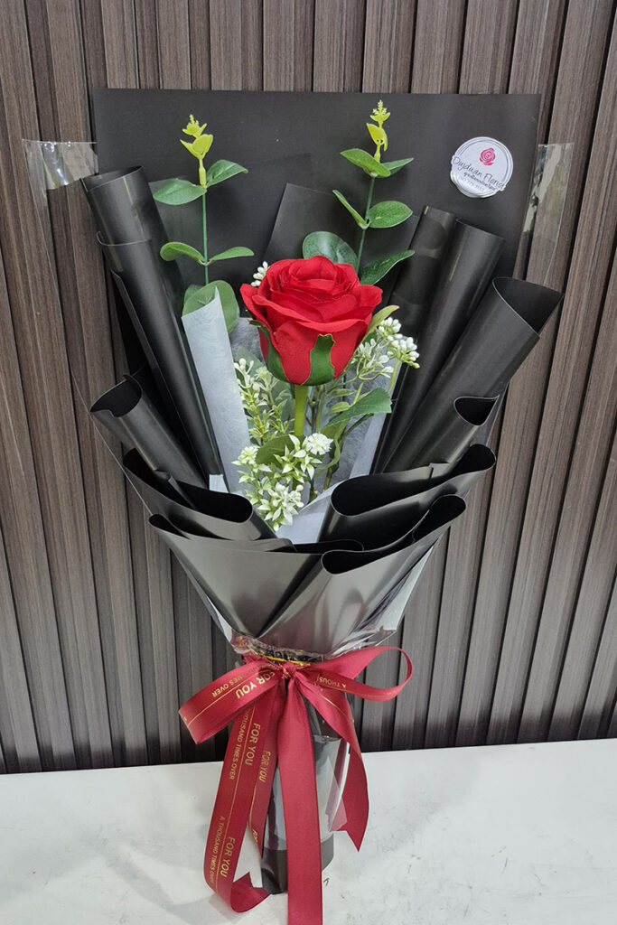 ดอกไม้ปลอม