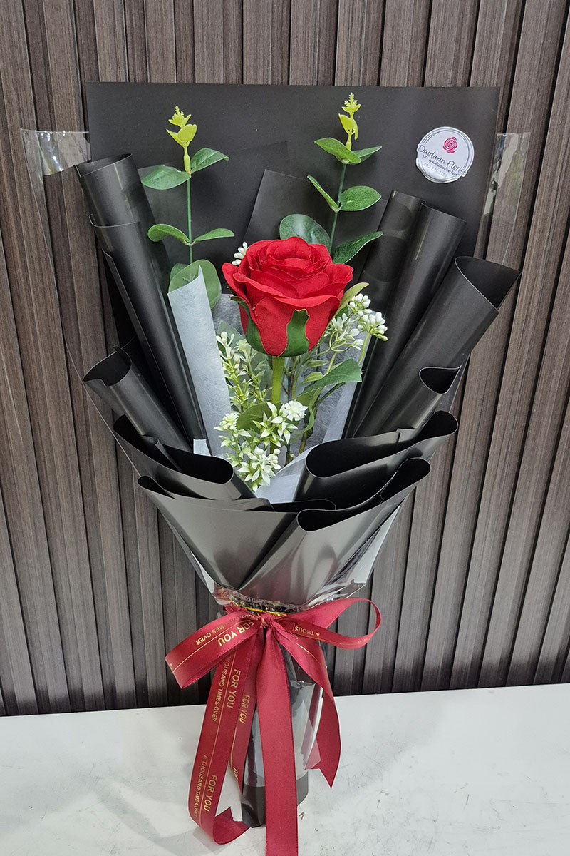 20250108_193729 ดอกไม้ปลอม