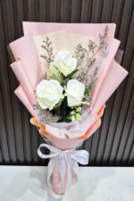 ดอกไม้ปลอม