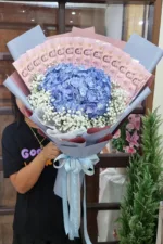 ช่อดอกไม้สดเรียงแบงค์