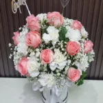 แจกันดอกไม้สสีหวาน