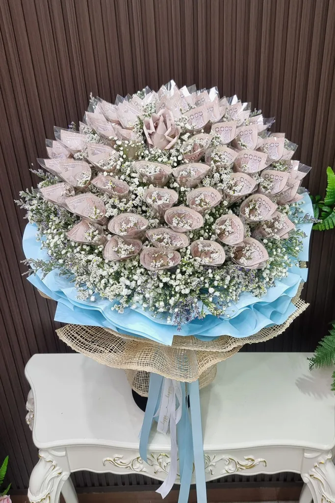 ช่อแบงค์พันม้วนทำดอก80ใบ