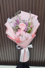 ดอกไม้ปลอม