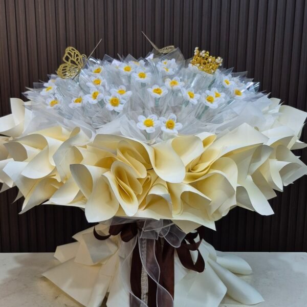 ช่อเจ้าหญิงสีครีม ช่อเปล่าใส่แบงค์เอง 50 ใบ