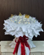 ช่อเปล่าใส่แบงค์เอง 50 ใบ ห่อกระดาษสีขาว มุมด้านหน้า